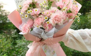 圆形礼盒鲜花花语大全（圆形礼盒鲜花花语大全图片）
