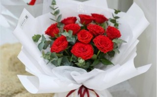 11朵大红色鲜花寓意着什么（11朵红玫花束图片）