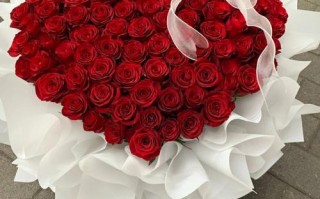 99朵鲜花有何寓意（99朵鲜花代表什么）