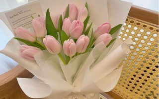 14朵鲜花寓意（14朵玫瑰花表示什么意思）