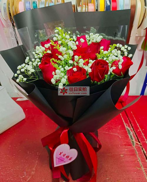 12束鲜花的寓意(花束12朵什么意思)-第2张图片-花花知道网 12束鲜花的寓意(花束12朵什么意思)-第2张图片-花花知道网