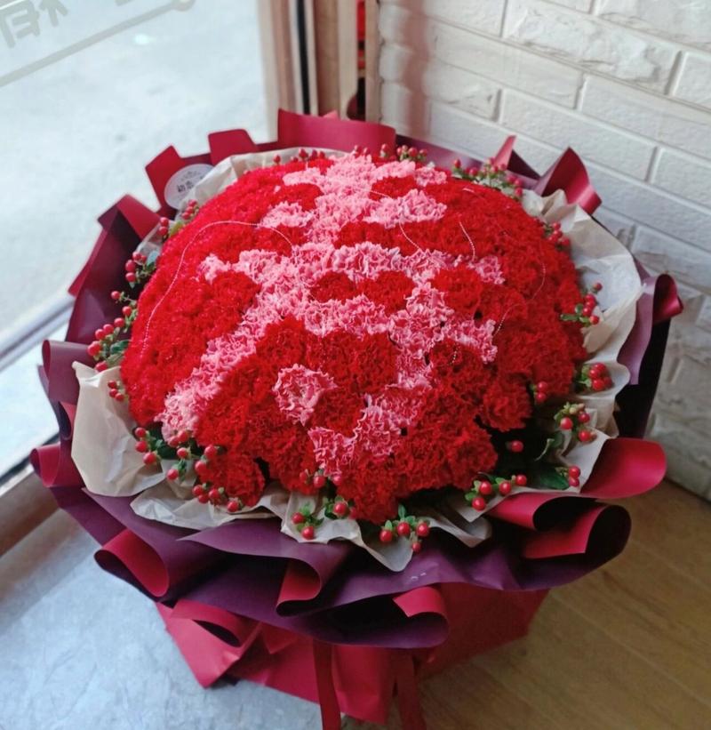 90岁生日送鲜花寓意好吗(90岁老人生日送什么花好)-第3张图片-花花知道网 90岁生日送鲜花寓意好吗(90岁老人生日送什么花好)-第3张图片-花花知道网