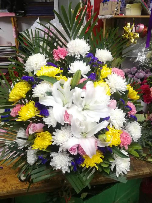 19朵鲜花菊花花束寓意(19朵菊花代表什么意思)-第1张图片-花花知道网 19朵鲜花菊花花束寓意(19朵菊花代表什么意思)-第1张图片-花花知道网