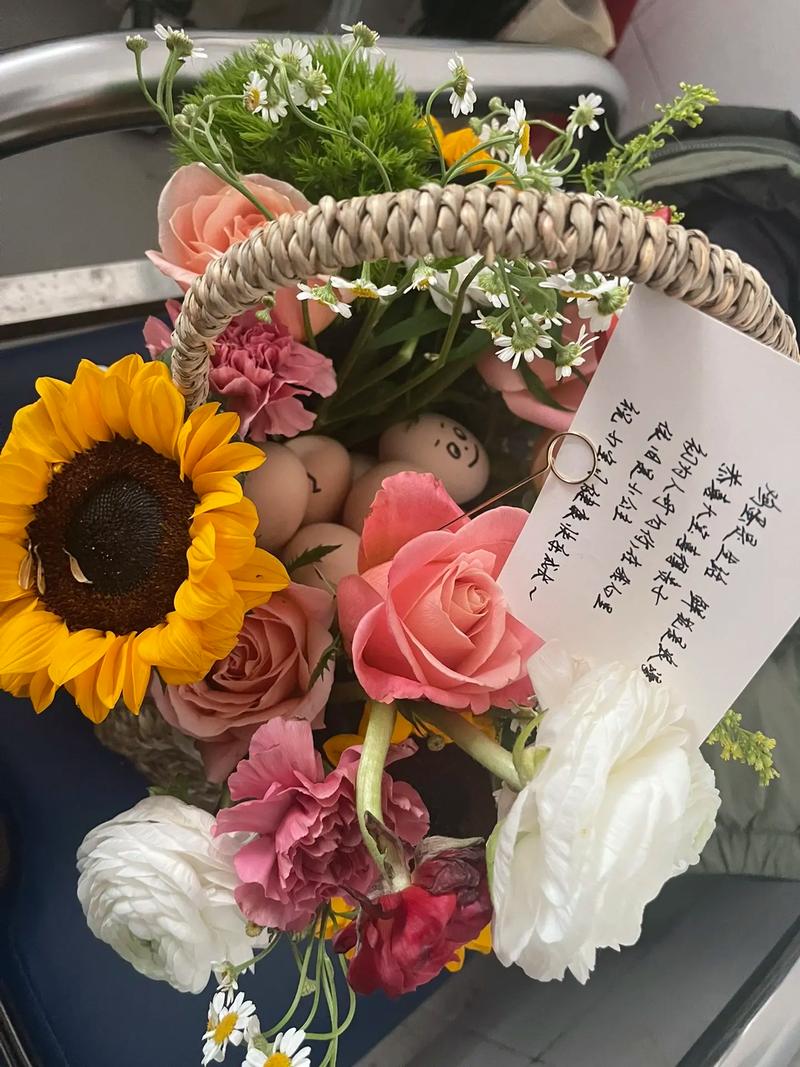 给产妇送花的讲究(给产妇送什么花合适留言)-第2张图片-花花知道网 给产妇送花的讲究(给产妇送什么花合适留言)-第2张图片-花花知道网