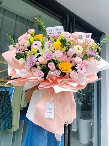 生日送花的讲究(生日送花有什么寓意)-第3张图片-花花知道网 生日送花的讲究(生日送花有什么寓意)-第3张图片-花花知道网