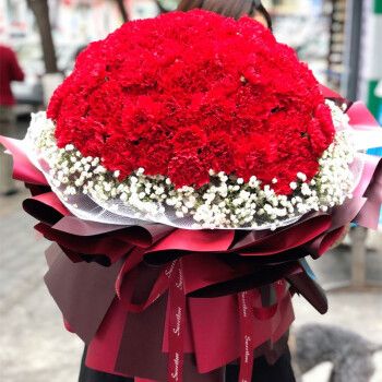 99朵爱心鲜花礼盒的寓意(99朵爱心花束)-第3张图片-花花知道网 99朵爱心鲜花礼盒的寓意(99朵爱心花束)-第3张图片-花花知道网