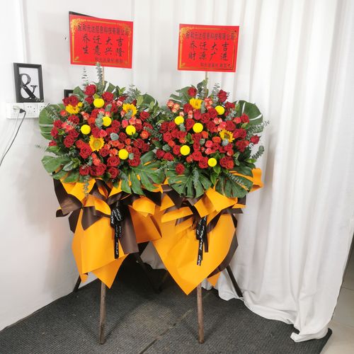 鲜花花篮开业花语和寓意(鲜花花篮开业花语和寓意图片)-第1张图片-花花知道网 鲜花花篮开业花语和寓意(鲜花花篮开业花语和寓意图片)-第1张图片-花花知道网