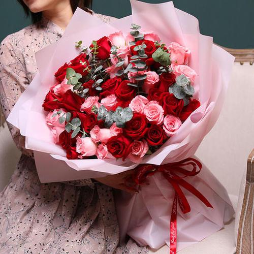9块9鲜花寓意是啥(九块九一束的花怎么搭配)-第6张图片-花花知道网 9块9鲜花寓意是啥(九块九一束的花怎么搭配)-第6张图片-花花知道网