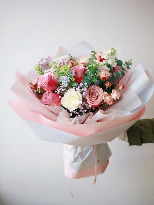 生日鲜花花语送闺蜜(生日闺蜜花束)-第2张图片-花花知道网 生日鲜花花语送闺蜜(生日闺蜜花束)-第2张图片-花花知道网