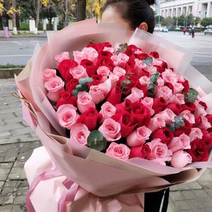 15支鲜花代表什么寓意(15支玫瑰花是什么意思)-第3张图片-花花知道网 15支鲜花代表什么寓意(15支玫瑰花是什么意思)-第3张图片-花花知道网