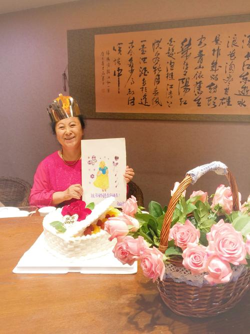 59岁女神生日鲜花的寓意(女人59岁生日)-第8张图片-花花知道网 59岁女神生日鲜花的寓意(女人59岁生日)-第8张图片-花花知道网