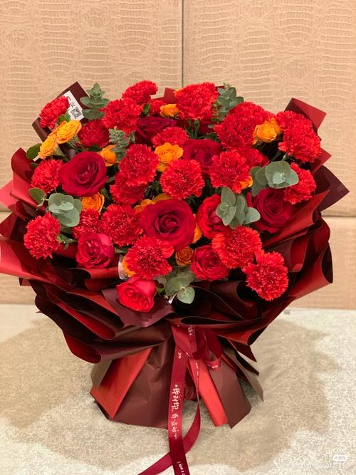 送外婆鲜花花语和寓意简短(给外婆送花送什么花)-第7张图片-花花知道网 送外婆鲜花花语和寓意简短(给外婆送花送什么花)-第7张图片-花花知道网