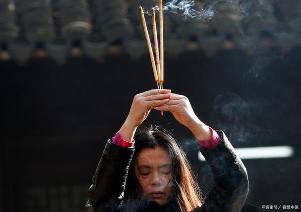 大年初二送花的讲究(大年初二送什么)-第3张图片-花花知道网 大年初二送花的讲究(大年初二送什么)-第3张图片-花花知道网