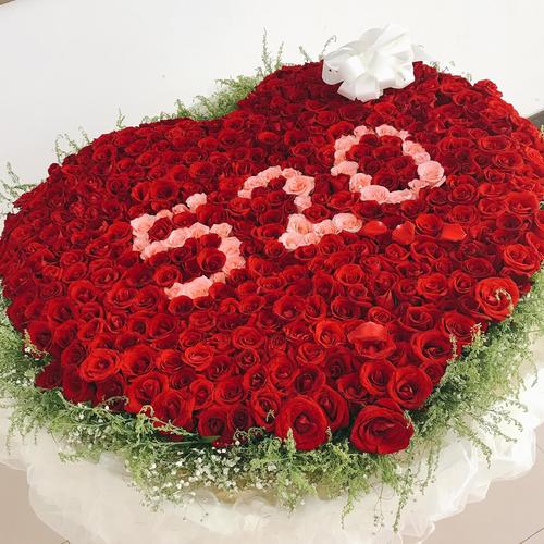 苏醒和桔梗鲜花花语(苏醒玫瑰花束图片)-第5张图片-花花知道网 苏醒和桔梗鲜花花语(苏醒玫瑰花束图片)-第5张图片-花花知道网