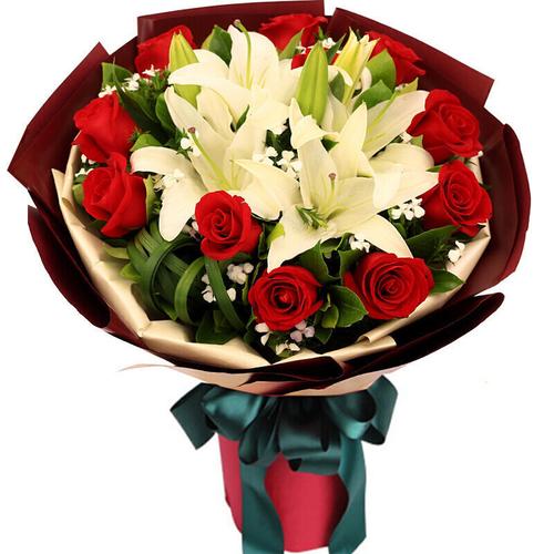 11朵白百合鲜花花束寓意(十一朵白百合花的寓意)-第2张图片-花花知道网 11朵白百合鲜花花束寓意(十一朵白百合花的寓意)-第2张图片-花花知道网