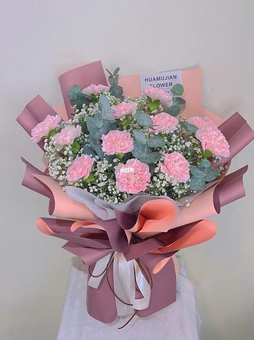 送母亲生日鲜花花语和寓意(送母亲生日的鲜花)-第7张图片-花花知道网 送母亲生日鲜花花语和寓意(送母亲生日的鲜花)-第7张图片-花花知道网