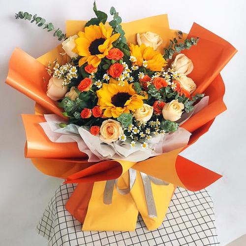 8月生日鲜花花语大全及寓意(8月生日鲜花花语大全及寓意及花语)-第1张图片-花花知道网 8月生日鲜花花语大全及寓意(8月生日鲜花花语大全及寓意及花语)-第1张图片-花花知道网