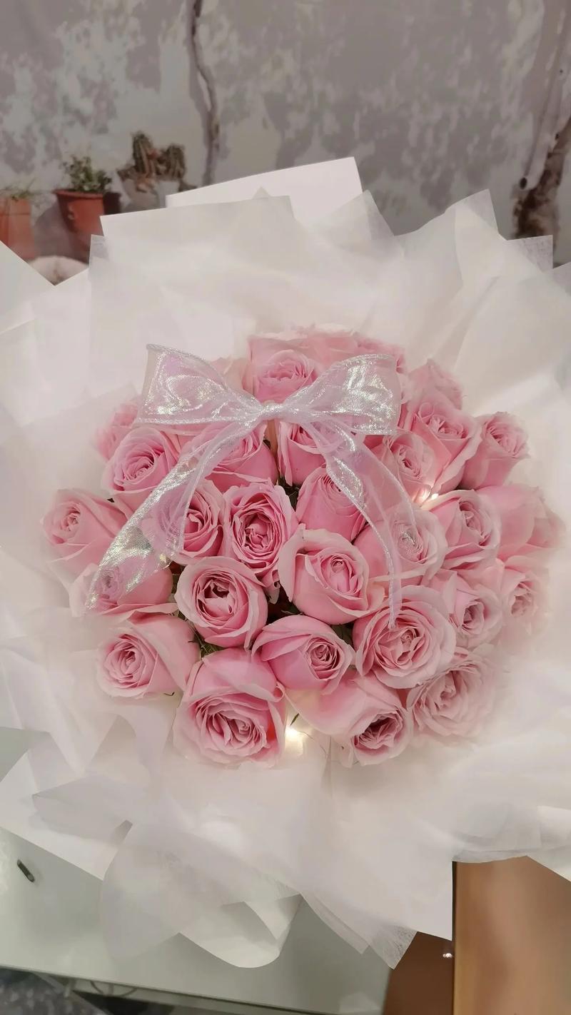 朋友生日送什么鲜花花语(朋友生日送什么花最合适)-第1张图片-花花知道网 朋友生日送什么鲜花花语(朋友生日送什么花最合适)-第1张图片-花花知道网
