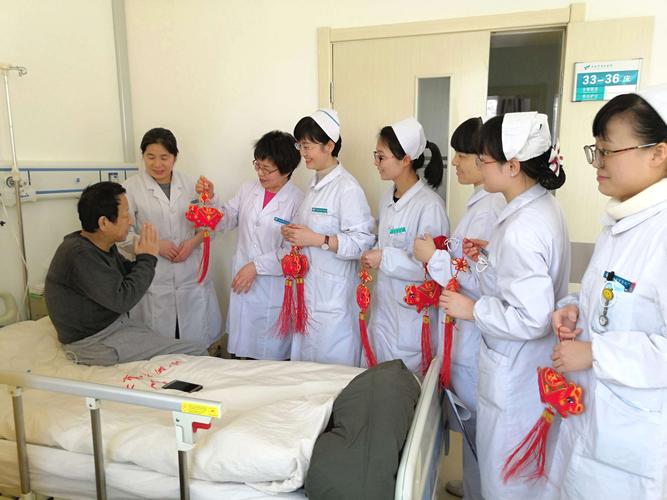 生病送花的讲究(生病送花写什么祝福语)-第3张图片-花花知道网 生病送花的讲究(生病送花写什么祝福语)-第3张图片-花花知道网
