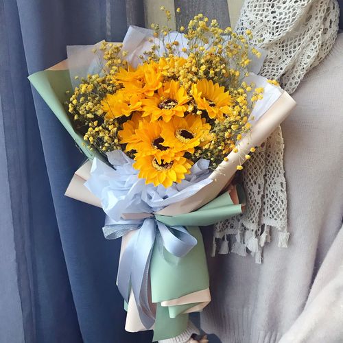 孩子生日送花的讲究(孩子生日送啥花)-第1张图片-花花知道网 孩子生日送花的讲究(孩子生日送啥花)-第1张图片-花花知道网