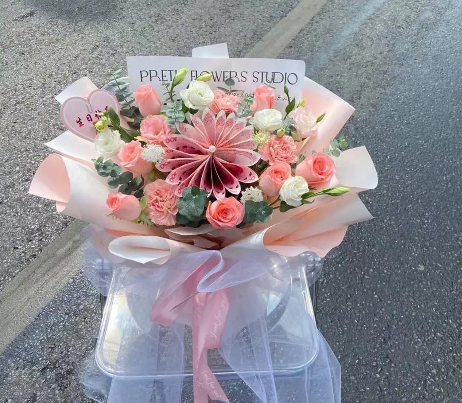 孩子生日送花的讲究(孩子生日送啥花)-第2张图片-花花知道网 孩子生日送花的讲究(孩子生日送啥花)-第2张图片-花花知道网
