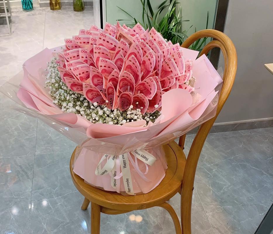 888元一束的鲜花寓意(888元一束的鲜花寓意着什么)-第4张图片-花花知道网 888元一束的鲜花寓意(888元一束的鲜花寓意着什么)-第4张图片-花花知道网