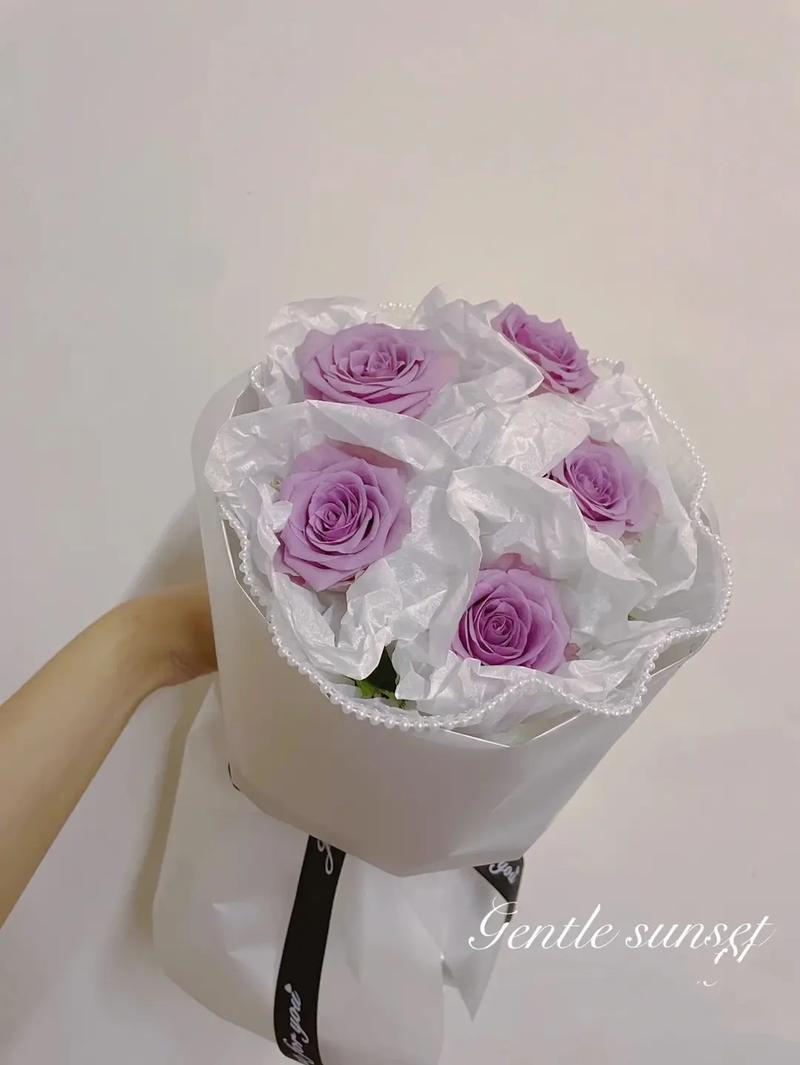 4朵鲜花寓意(四朵花代表什么数字)-第5张图片-花花知道网 4朵鲜花寓意(四朵花代表什么数字)-第5张图片-花花知道网