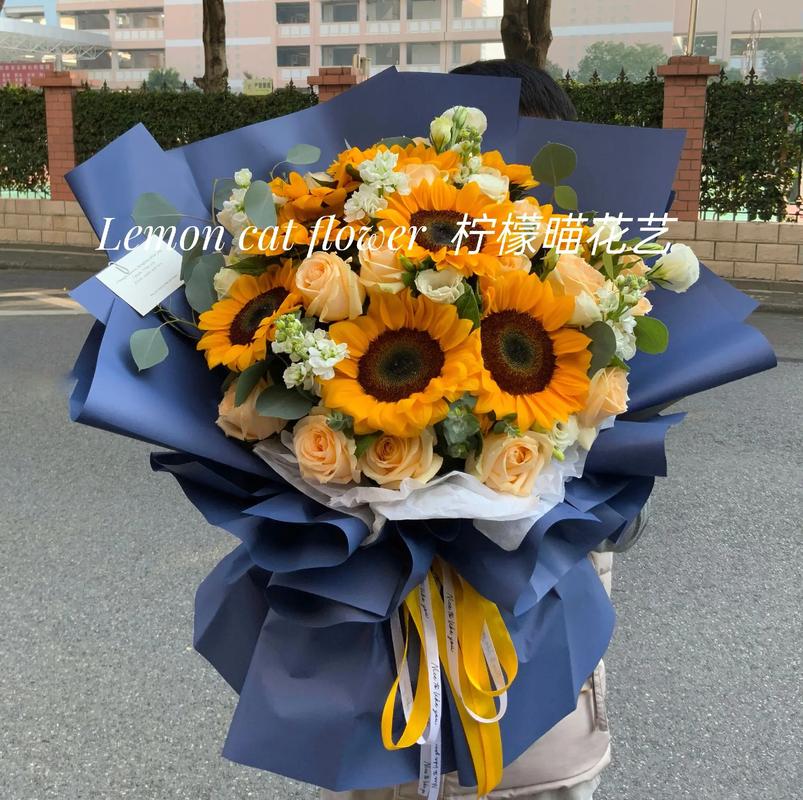 过生日送花的讲究(过生日送花代表什么意思)-第3张图片-花花知道网 过生日送花的讲究(过生日送花代表什么意思)-第3张图片-花花知道网