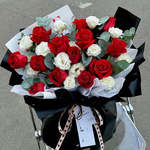 12朵鲜花都代表着什么寓意(12朵花有什么寓意吗)-第6张图片-花花知道网 12朵鲜花都代表着什么寓意(12朵花有什么寓意吗)-第6张图片-花花知道网