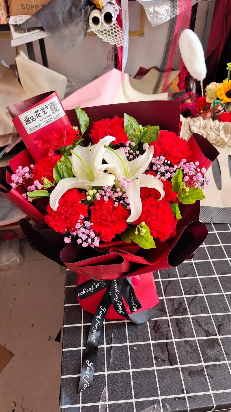 38女神节水果鲜花礼盒寓意(38节女神节鲜花宣传语)-第8张图片-花花知道网 38女神节水果鲜花礼盒寓意(38节女神节鲜花宣传语)-第8张图片-花花知道网
