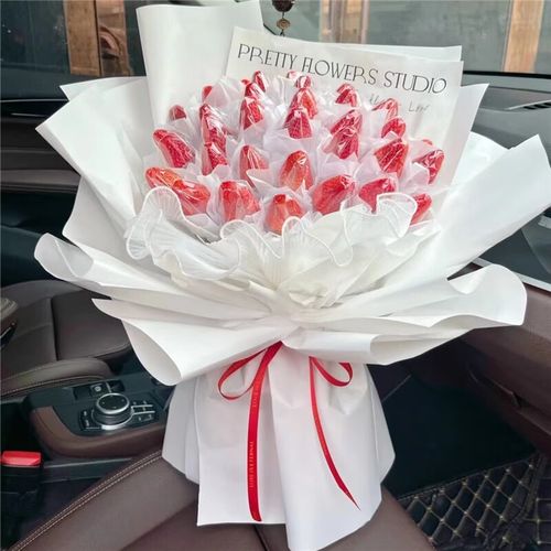 21颗草莓鲜花花束寓意(草莓花束20颗多少钱)-第3张图片-花花知道网 21颗草莓鲜花花束寓意(草莓花束20颗多少钱)-第3张图片-花花知道网