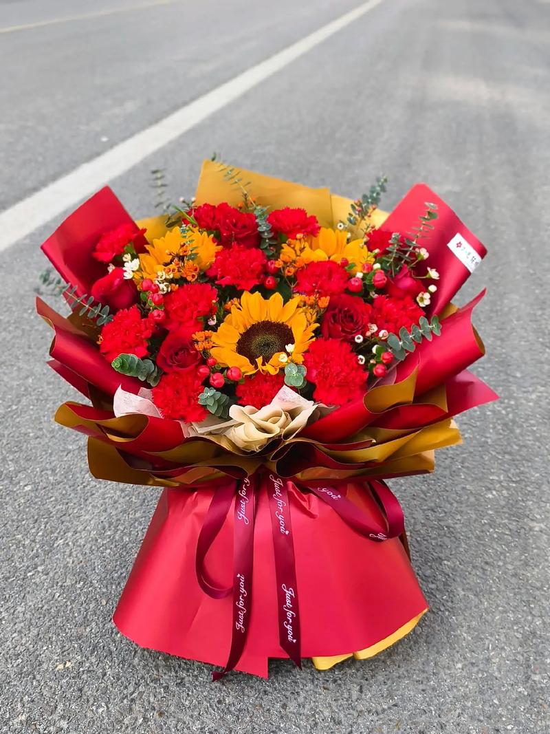 66岁送鲜花寓意是什么(66岁生日送)-第1张图片-花花知道网 66岁送鲜花寓意是什么(66岁生日送)-第1张图片-花花知道网