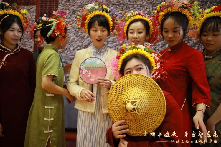 66岁送鲜花寓意是什么(66岁生日送)-第3张图片-花花知道网 66岁送鲜花寓意是什么(66岁生日送)-第3张图片-花花知道网