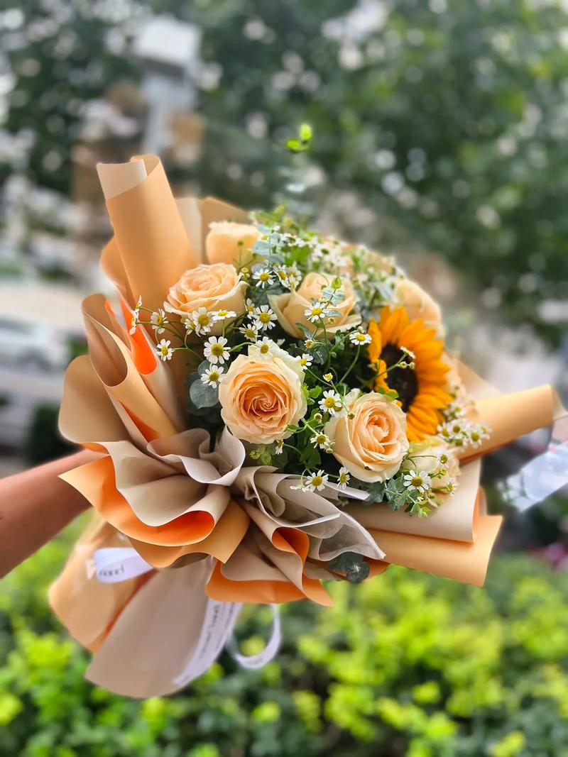9朵鲜花什么寓意好养(9朵花语是什么)-第3张图片-花花知道网 9朵鲜花什么寓意好养(9朵花语是什么)-第3张图片-花花知道网